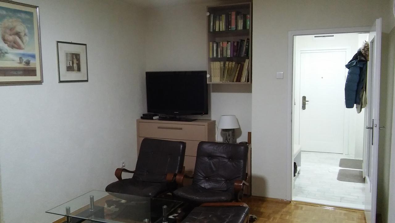 La Bombonera Apartman Belgrade